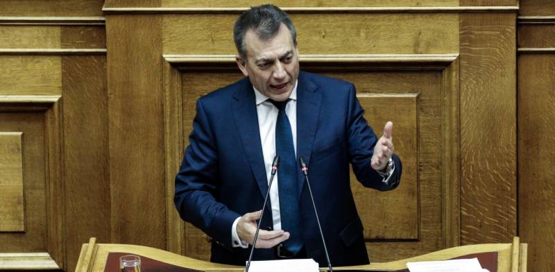 Βρούτσης: «Ηρθε πολλές φορές ο Φουρθιώτης - Πήρε 200.000 ευρώ πριν αποκαλυφθεί η απάτη» (βίντεο