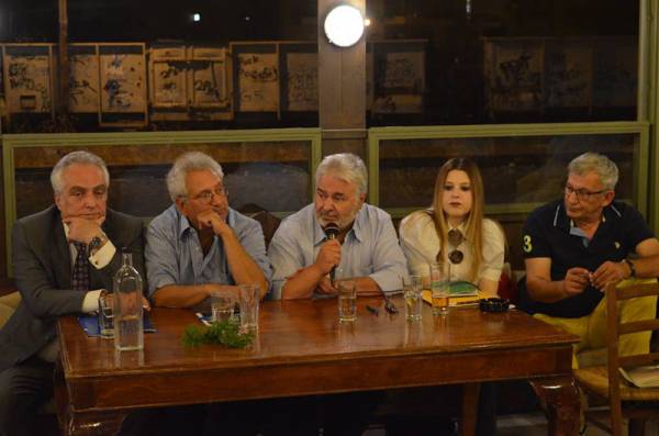 Παρουσιάστηκαν βιβλία του Παναγιώτη Γιαννουλέα στην Καλαμάτα