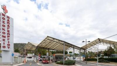 Υπέκυψε στα τραύματα της 14χρονη που είχε βρεθεί σε πεζοδρόμιο στο κέντρο