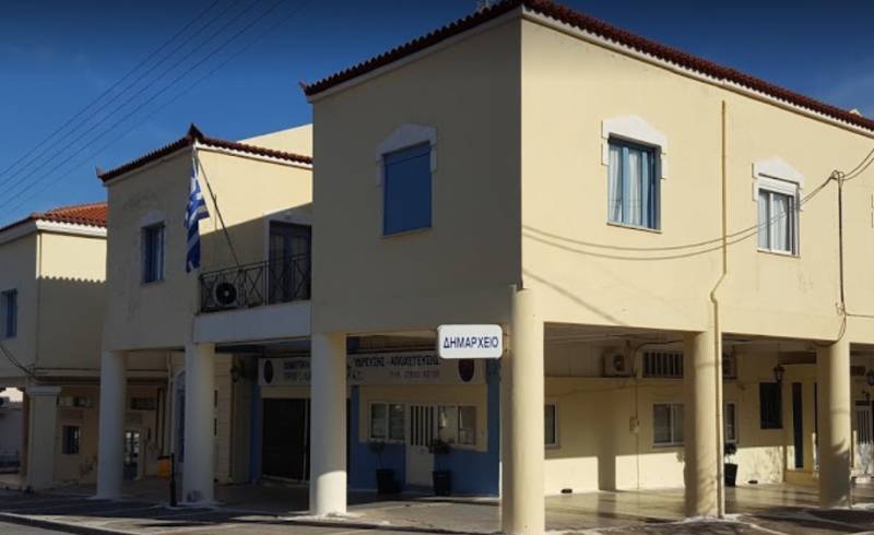 Χώρο στο Δημαρχείο ζητεί ο Εμπορικός Σύλλογος Κυπαρισσίας