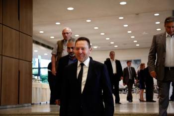 Στουρνάρας: &quot;Η αποτυχία στις διαπραγματεύσεις θα οδηγήσει στην έξοδο από το ευρώ&quot;