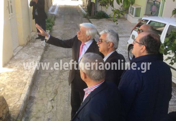 O Πρ. Παυλόπουλος στην παλιά του γειτονιά στην Καλαμάτα