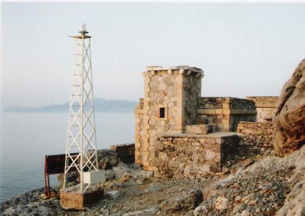 Αναστήλωση και επαναλειτουργία για το Φάρο της Μονεμβασιάς