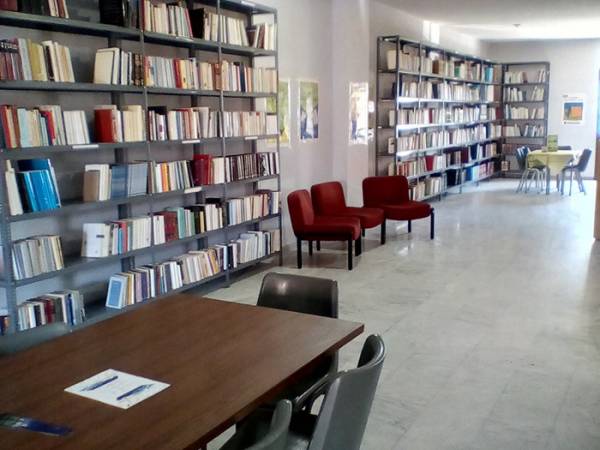 Κλείνει ξανά η βιβλιοθήκη Μεσσήνης