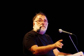 Θάνος Μικρούτσικος: &quot;Οτι θα γίνει επανάσταση, θα γίνει …&quot;