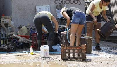 Να έρθουν ελαφρύνσεις και σε τοπικό επίπεδο