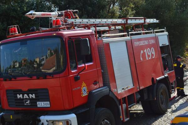Φωτιά στο Κάκκαβα Τριφυλίας