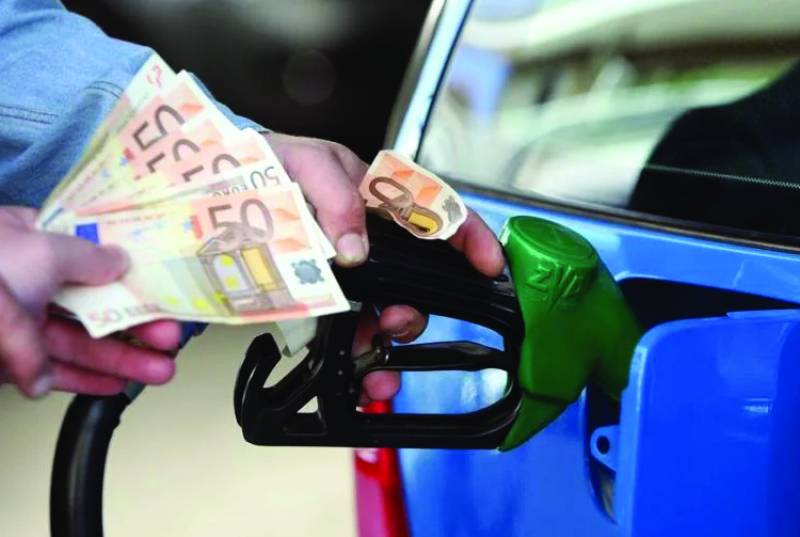 Ακρίβεια: Χάνεται ο έλεγχος στην αγορά, καλπάζουν οι τιμές - Λάδι στη φωτιά από ΕΚΤ