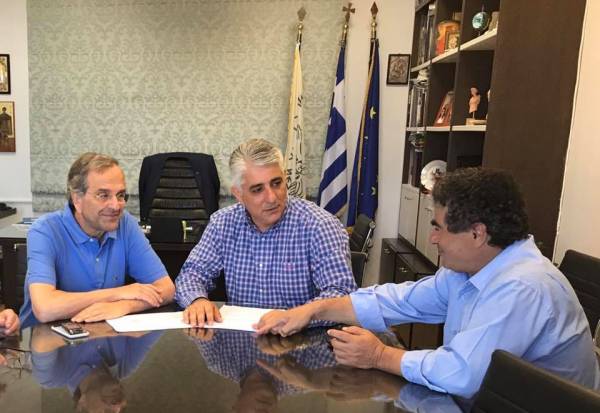 Για έργα του δήμου στην Πύλο ο Αντώνης Σαμαράς