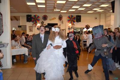 Ο χορός του Μορφωτικού Συλλόγου Κυπαρισσίας