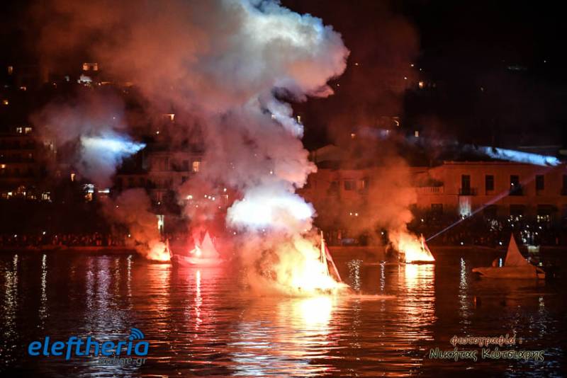 38 "κλικ" από την εντυπωσιακή Αναπαράσταση της Ναυμαχίας του Ναβαρίνου