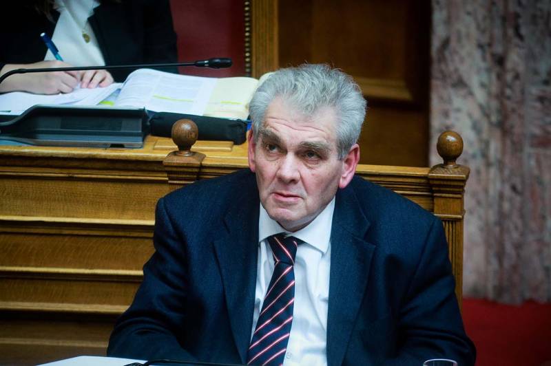 Τον Δημ. Παπαγγελόπουλο κατονομάζει ως τον «Ρασπούτιν» ο Αντ. Σαμαράς