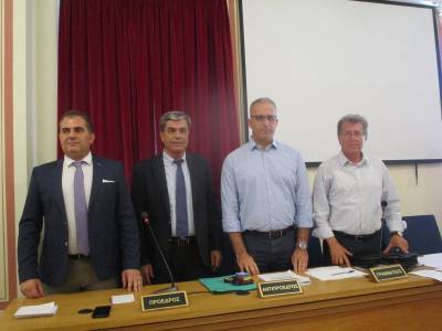 Εκκρεμούν συμπράξεις – συνεργασίες στην Καλαμάτα: Κλειστά χαρτιά για τους αντιδημάρχους