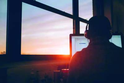 Πρώτο ένσημο: Έρχονται αλλαγές στους όρους – Αυξάνονται οι επιδοτήσεις – Τι περιλαμβάνει τροπολογία