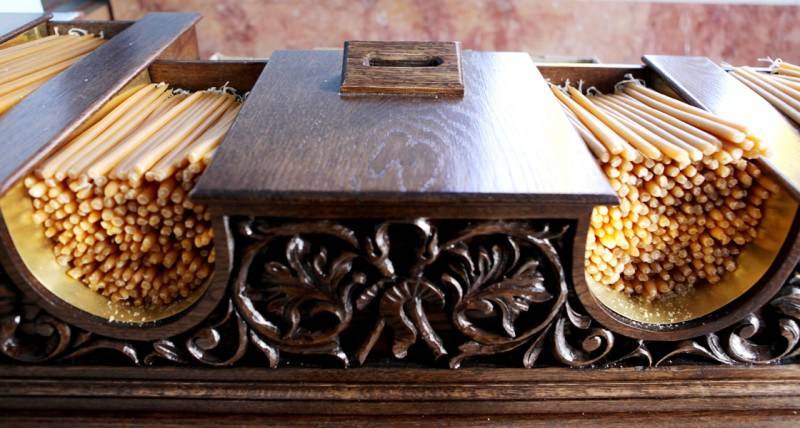 Ζευγάρι ρήμαζε παγκάρια εκκλησιών στη Μεσσηνία