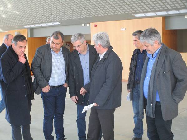 Επίθεση Μάκαρη για Μέγαρο Χορού Καλαμάτας