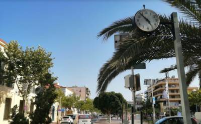 Χαλασμένο ρολόι...