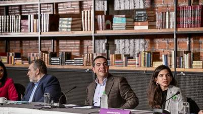 Πρώτη συνάντηση Αλέξη με think tank: Αυτά είναι τα μέλη του