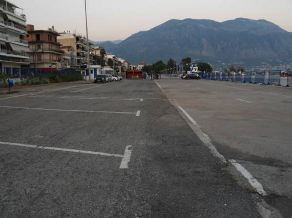 Τον Αύγουστο θα λειτουργήσει το πάρκινγκ στο λιμάνι