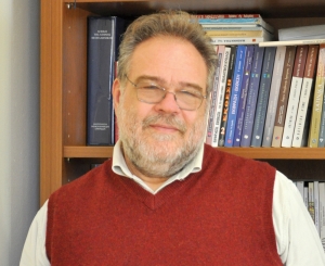 Για την παρουσίαση του νέου του βιβλίου: Ο Τεύκρος Μιχαηλίδης ξανά στην Καλαμάτα