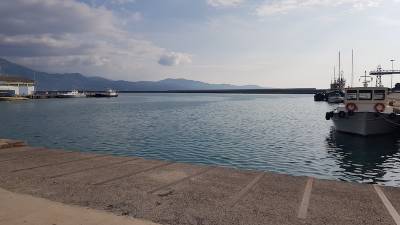 Απαλλάχθηκε το λιμάνι Καλαμάτας από 9 κατασχεμένα σκάφη