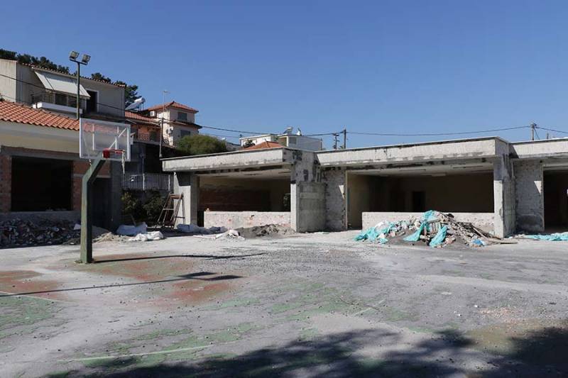 Με ρυθμούς χελώνας προχωρά το Δημοτικό Σχολείο Πεταλιδίου (βίντεο)