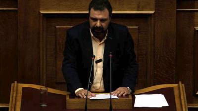 Σταύρος Αραχωβίτης: &quot;Η χώρα φαίνεται ότι βγαίνει στο ξέφωτο&quot;