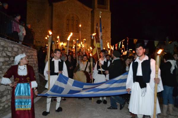 Το έθιμο των λαμπαδηφοριών θα αναβιώσει στο Σιδηρόκαστρο