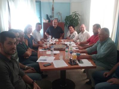 Συνάντηση Κατσίβελα με τον Εμπορικό Σύλλογο Κυπαρισσίας