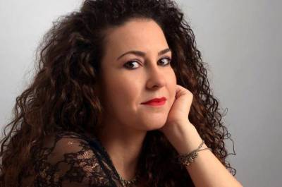 Η Βίκη Κοσμοπούλου για το νέο της βιβλίο: «Εκτη και άλλες αφηγήσεις»