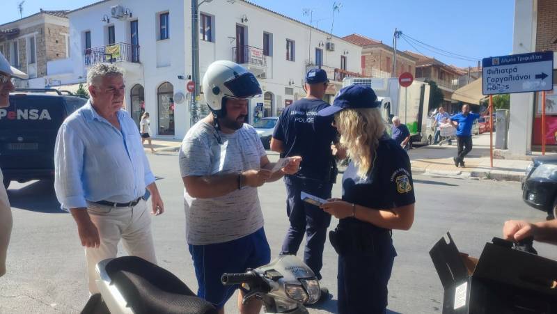 Κλήσεις σε άλλους 14 οδηγούς χωρίς κράνος στη Μεσσηνία