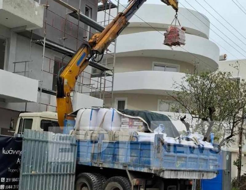 Νεκρός ο 28χρονος χειριστής του γερανοφόρου οχήματος στη Βούλα (βίντεο)