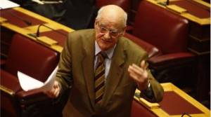 "Μπάχαλο" η Βουλή με σχόλιο Κακλαμάνη για τις γυναίκες βουλευτές