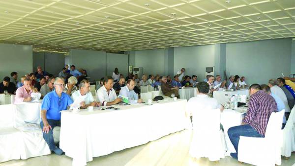 Συνέλευση εμπόρων στην Κυπαρισσία