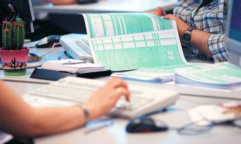 Φορολογικές δηλώσεις: Ξεκίνησε η υποβολή των δηλώσεων (Βίντεο)