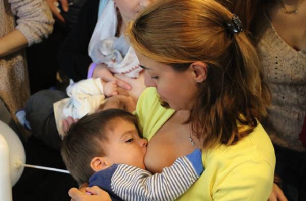 Δημόσιος θηλασμός και στην Καλαμάτα