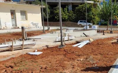 Αιχμές του αναδόχου στις Τεχνικές Υπηρεσίες: Νέα παράταση για βιοκλιματική ανάπλαση της πλατείας Φυτειάς