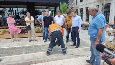 O καλός ο καπετάνιος στο… Twitter φαίνεται