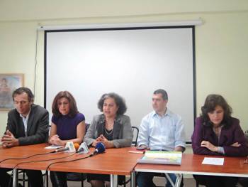 &quot;Η φάρμα του Διαδικτύου&quot; στην κεντρική σκηνή του ΔΗΠΕΘΕΚ
