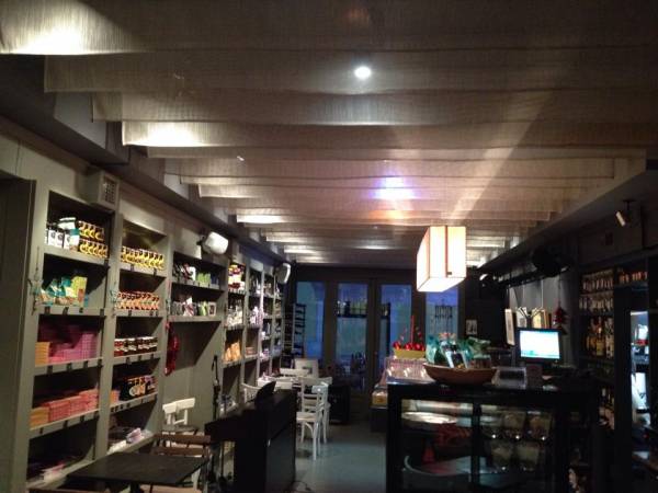 Ρεμπέτικο και λαϊκό στη "Μυλόπετρα"