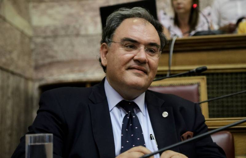 Σαρηγιάννης: «Όχι» πριν την Πρωτομαγιά άρση μέτρων