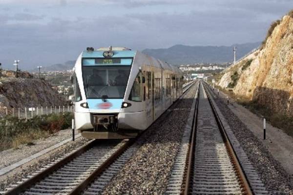 Ζητούν σιδηροδρομικό διάδρομο μικτού εύρους στο Ισθμός - Λουτράκι