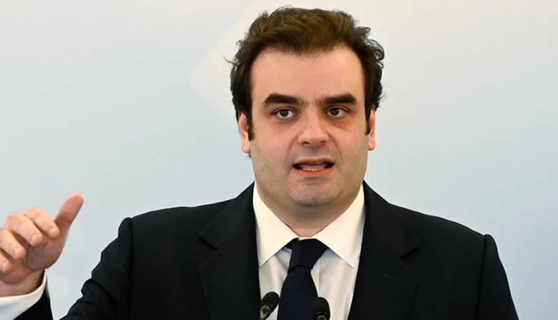 Πιερρακάκης: Μέχρι τον ερχόμενο Σεπτέμβριο σε όλα τα σχολεία της χώρας θα υπάρχουν διαδραστικοί πίνακες