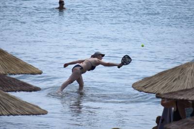 Καιρός - meteo: Μίνι καύσωνας το Σαββατοκύριακο (Βίντεο)