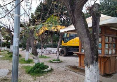 Διακοπή εργασιών στην πλατεία Φιλιατρών ζήτησε η Υπηρεσία Νεωτέρων Μνημείων