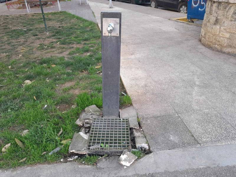 Ζημιά στη βρύση του “πάρκου τσέπης”