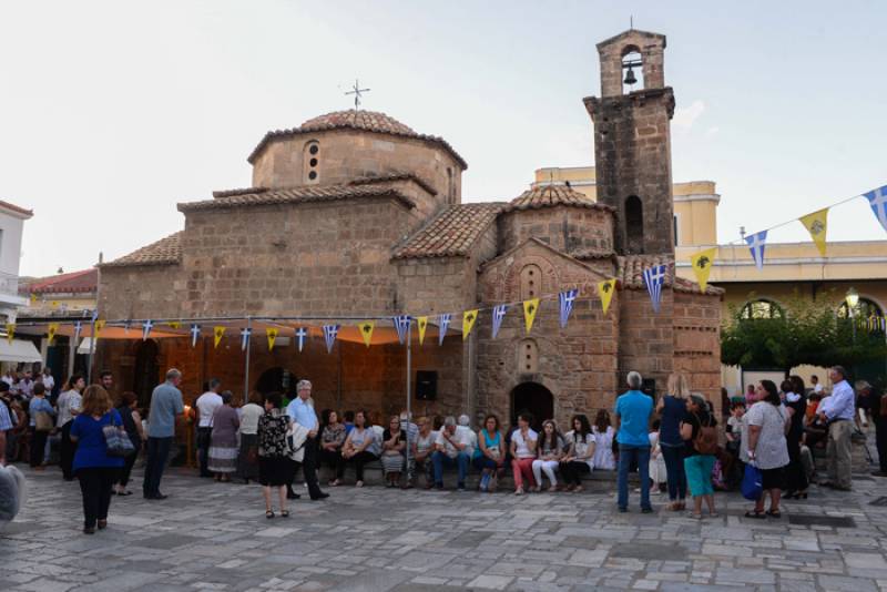 Η Σύναξη των Δώδεκα Αποστόλων στην Καλαμάτα