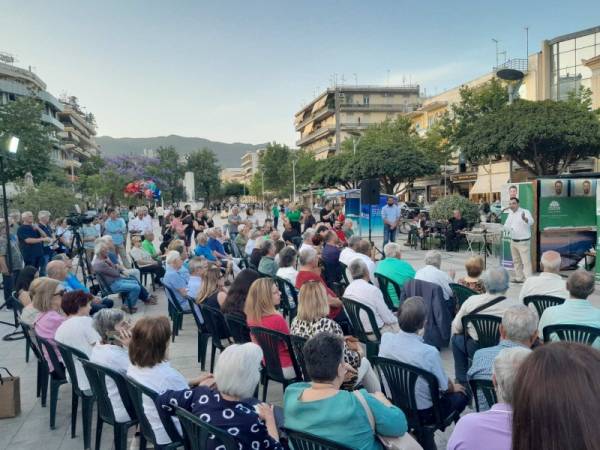 Το μήνυμα της προεκλογικής συγκέντρωσης στην Καλαμάτα: “Το ΠΑΣΟΚ αποτελεί ισχυρή  πρόταση διακυβέρνησης”