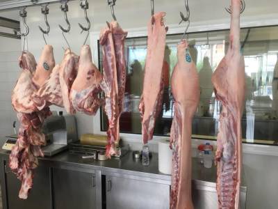 Από 10 έως 20% πάνω οι τιμές τα κρέατα - Ακριβότερο φέτος το γιορτινό τραπέζι λόγω ανατιμήσεων