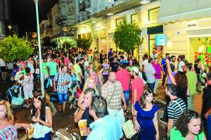 Αισιοδοξούν οι έμποροι για τη &quot;Λευκή Νύχτα&quot;